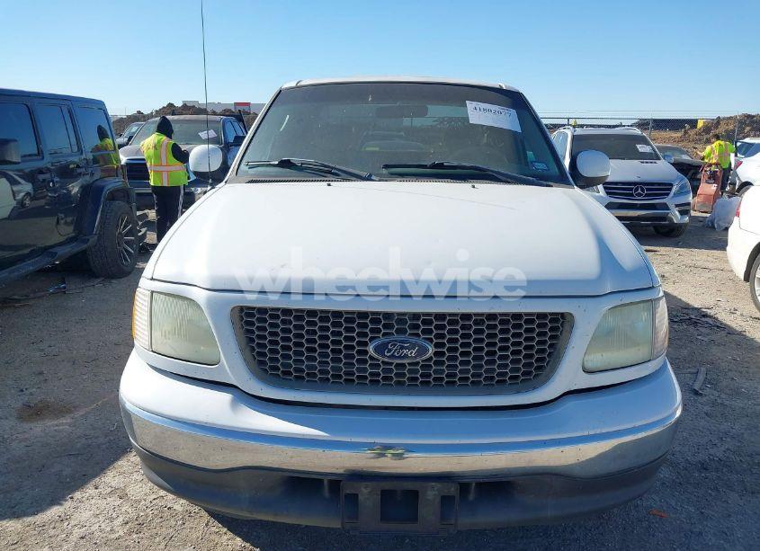 Photo 12 of 2002 Ford F-150 XL/XLT (VIN 1FTRX172X2NB98902)