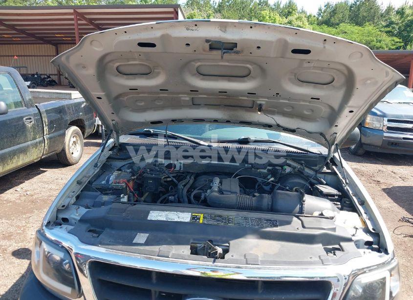 Photo 10 of 2003 Ford F-150 XL/XLT (VIN 1FTRX172X3NB81180)