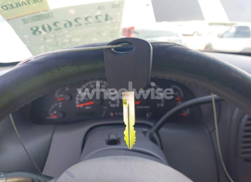 Photo 11 of 2003 Ford F-150 XL/XLT (VIN 1FTRX172X3NB81180)