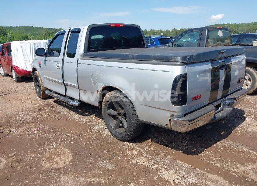 Photo 3 of 2003 Ford F-150 XL/XLT (VIN 1FTRX172X3NB81180)