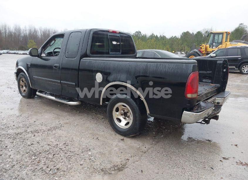 Photo 3 of 2002 Ford F-150 LARIAT/XL/XLT (VIN 1FTRX17L02NB94835)