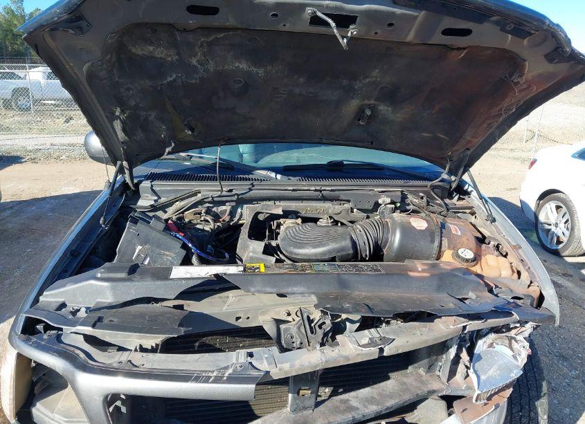 Photo 10 of 2002 Ford F-150 LARIAT/XL/XLT (VIN 1FTRX17L02NC06725)