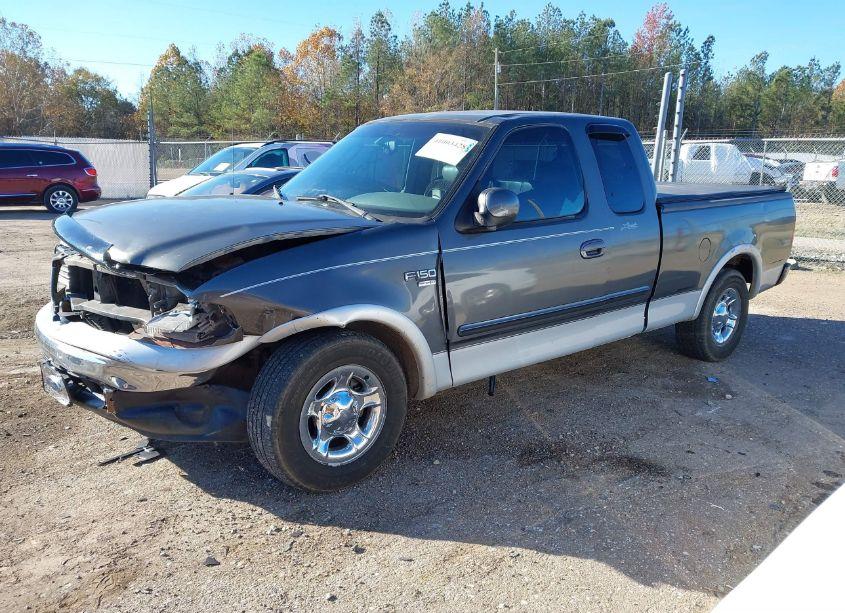 Photo 2 of 2002 Ford F-150 LARIAT/XL/XLT (VIN 1FTRX17L02NC06725)