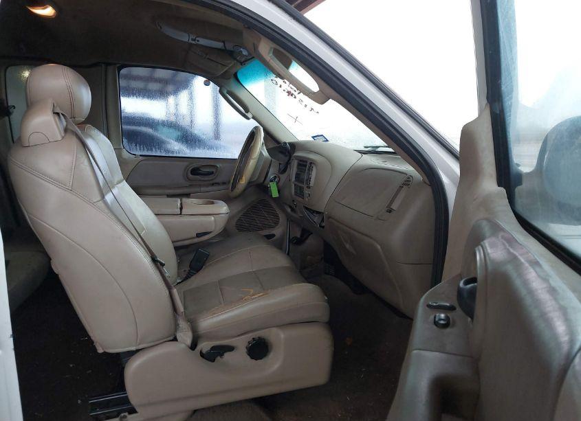 Photo 5 of 2003 Ford F-150 LARIAT/XL/XLT (VIN 1FTRX17L03NA16778)