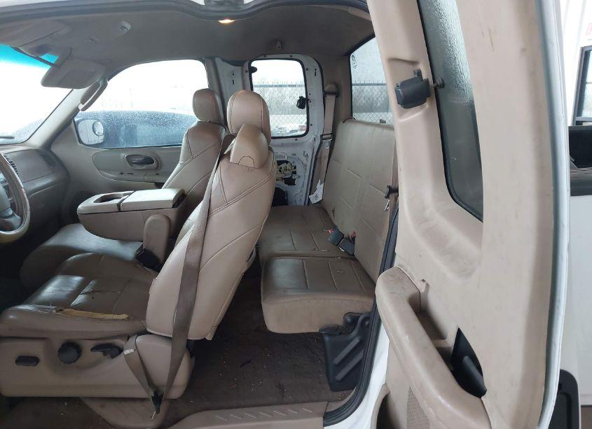 Photo 8 of 2003 Ford F-150 LARIAT/XL/XLT (VIN 1FTRX17L03NA16778)