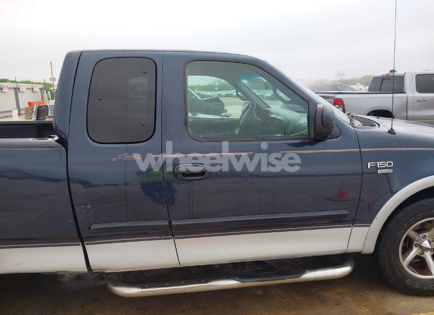 Photo 13 of 2000 Ford F-150 LARIAT/WORK SERIES/XL/XLT (VIN 1FTRX17L0YKA68579)