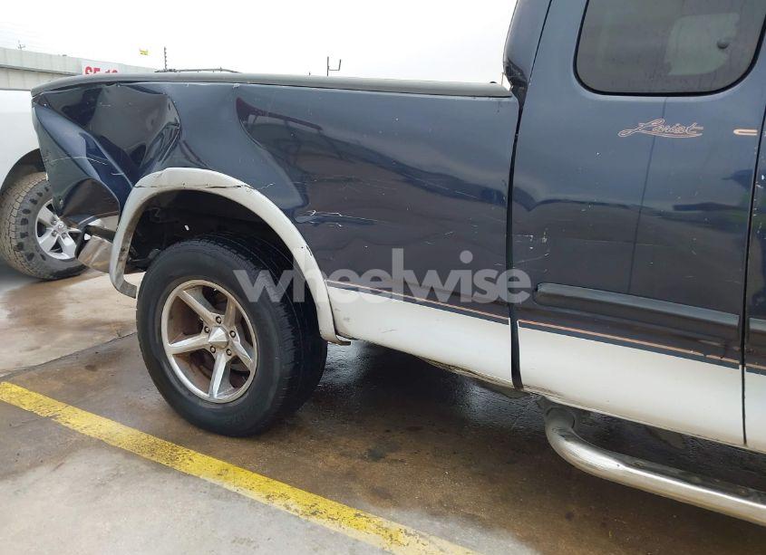 Photo 18 of 2000 Ford F-150 LARIAT/WORK SERIES/XL/XLT (VIN 1FTRX17L0YKA68579)