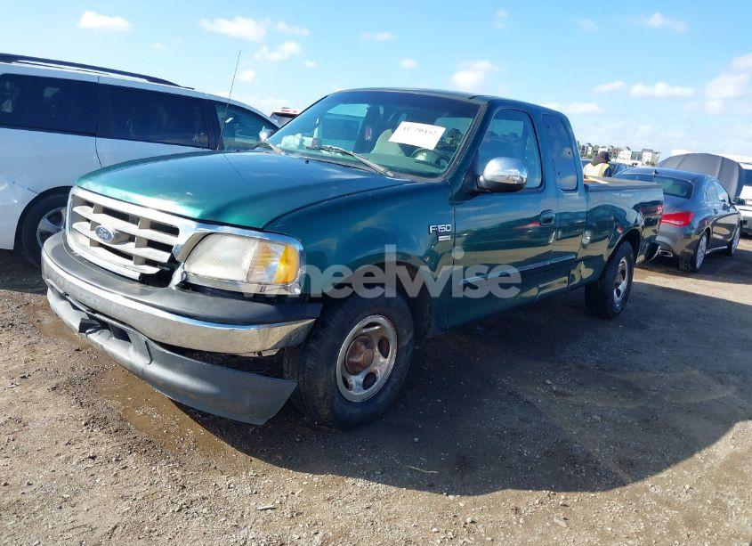 Photo 2 of 2000 Ford F-150 LARIAT/WORK SERIES/XL/XLT (VIN 1FTRX17L0YKA94650)