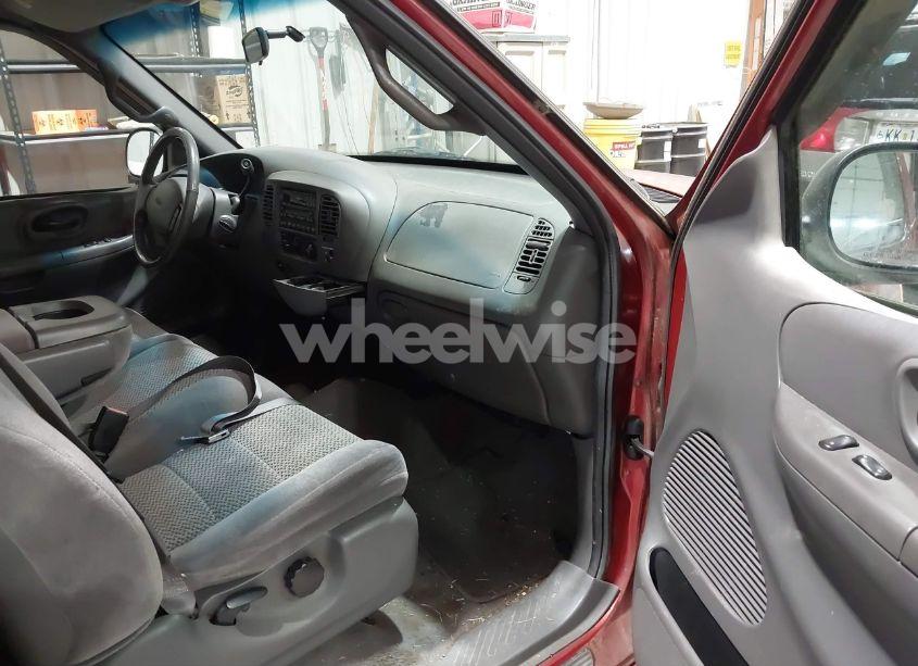 Photo 5 of 2002 Ford F-150 LARIAT/XL/XLT (VIN 1FTRX17L12NA36715)