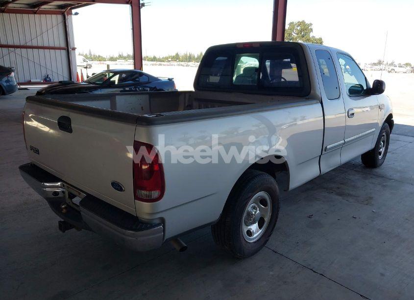Photo 4 of 2003 Ford F-150 LARIAT/XL/XLT (VIN 1FTRX17L13KA98747)