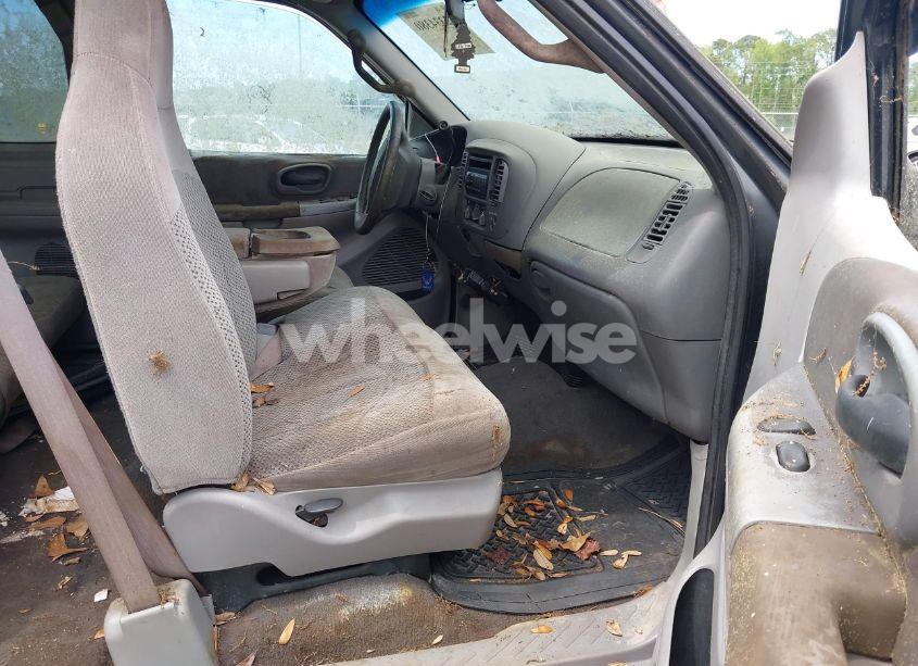 Photo 5 of 2001 Ford F-150 LARIAT/XL/XLT (VIN 1FTRX17L21NA34986)