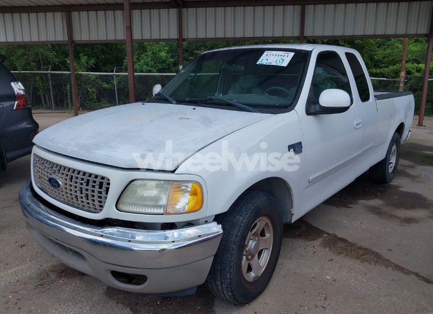 Photo 2 of 2003 Ford F-150 LARIAT/XL/XLT (VIN 1FTRX17L23NA85083)