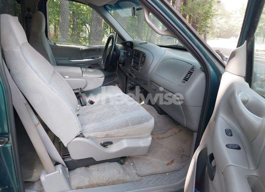 Photo 5 of 1998 Ford F-150 LARIAT/XL/XLT (VIN 1FTRX17L2WNA14048)