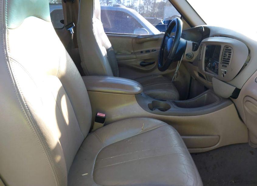 Photo 5 of 1998 Ford F-150 LARIAT/XL/XLT (VIN 1FTRX17L2WNA68742)