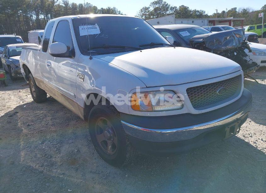 2000 Ford F-150 LARIAT/WORK SERIES/XL/XLT (VIN 1FTRX17L2YNB10894) main photo