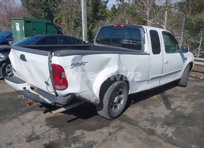 Photo 4 of 2002 Ford F150 N/A (VIN 1FTRX17L32NA13159)