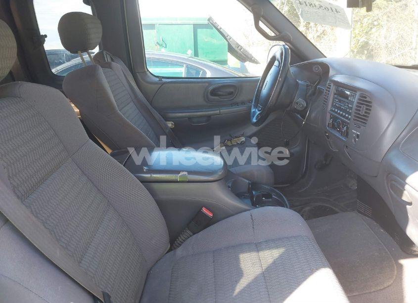 Photo 5 of 2002 Ford F150 N/A (VIN 1FTRX17L32NA13159)