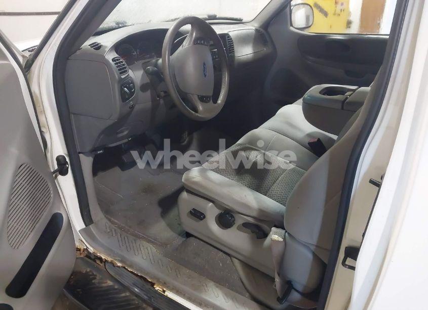 Photo 12 of 2002 Ford F-150 LARIAT/XL/XLT (VIN 1FTRX17L32NB95395)