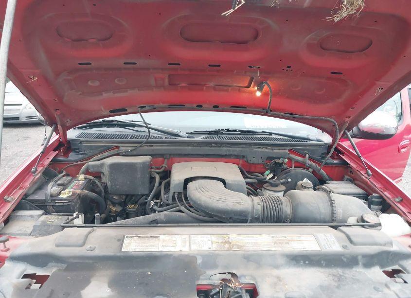 Photo 10 of 1998 Ford F-150 LARIAT/XL/XLT (VIN 1FTRX17L4WKC07237)