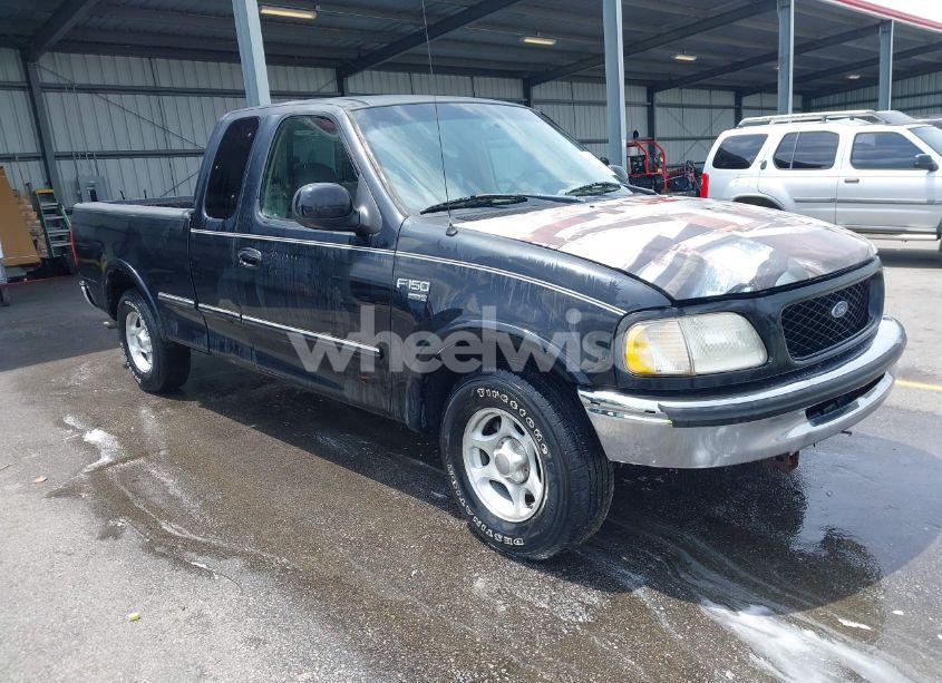 1998 Ford F-150 LARIAT/XL/XLT (VIN 1FTRX17L4WNC14123) main photo