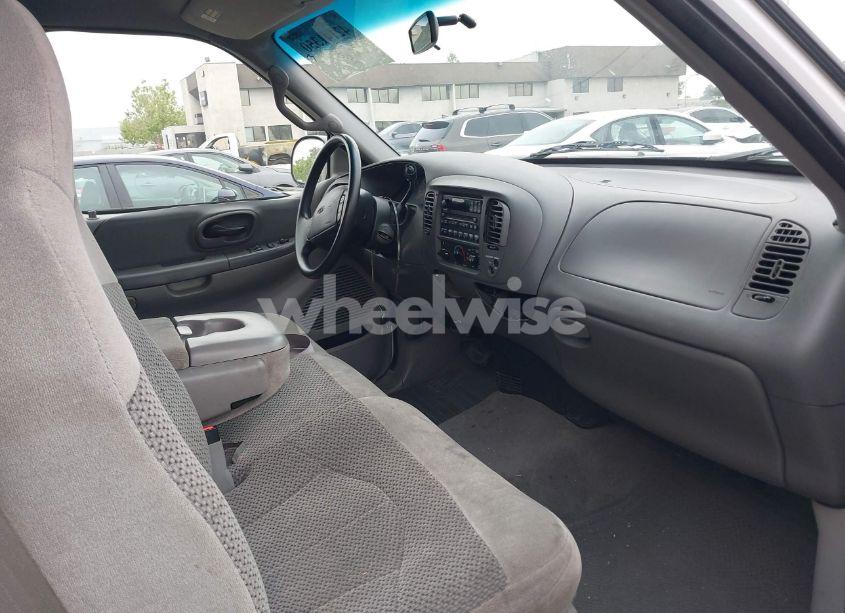 Photo 5 of 2000 Ford F-150 LARIAT/WORK SERIES/XL/XLT (VIN 1FTRX17L4YNA39407)