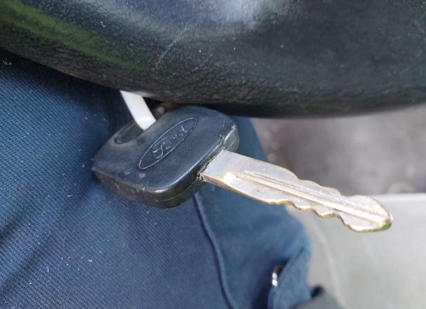 Photo 11 of 2000 Ford F-150 LARIAT/WORK SERIES/XL/XLT (VIN 1FTRX17L4YNC01181)