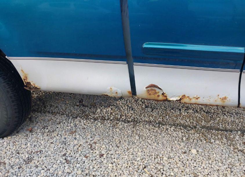 Photo 20 of 2000 Ford F-150 LARIAT/WORK SERIES/XL/XLT (VIN 1FTRX17L4YNC01181)