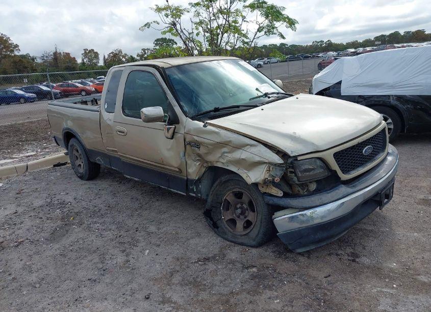 1999 Ford F-150 LARIAT/XL/XLT (VIN 1FTRX17L5XNC04525) main photo