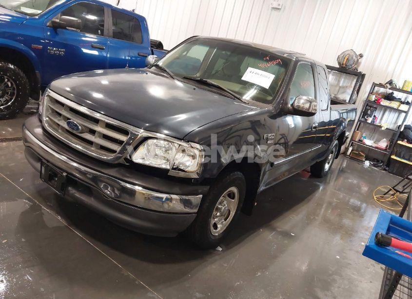 Photo 2 of 2001 Ford F-150 LARIAT/XL/XLT (VIN 1FTRX17L61NB44147)