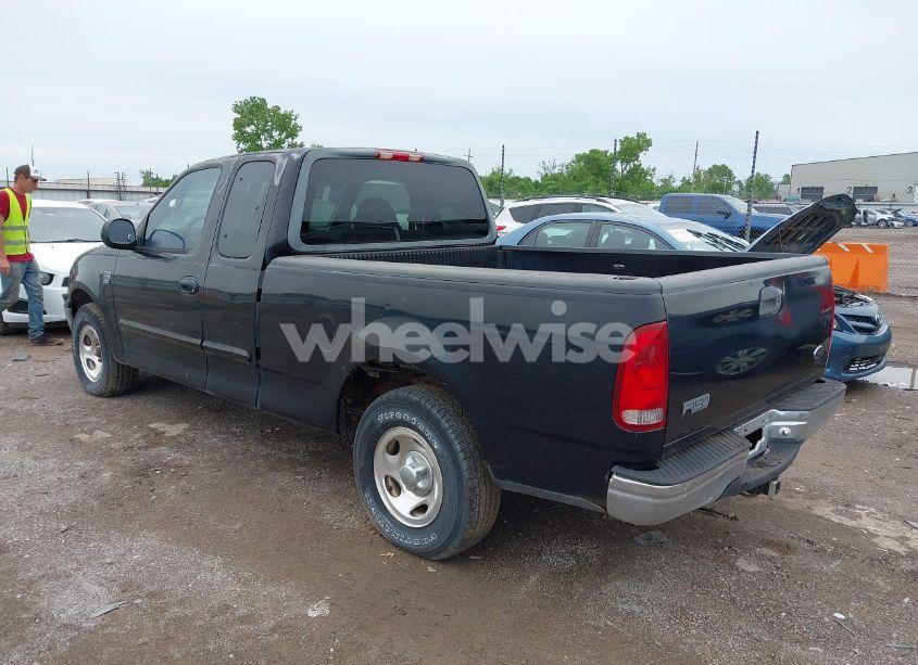 Photo 3 of 2000 Ford F-150 LARIAT/WORK SERIES/XL/XLT (VIN 1FTRX17L6YKA30614)