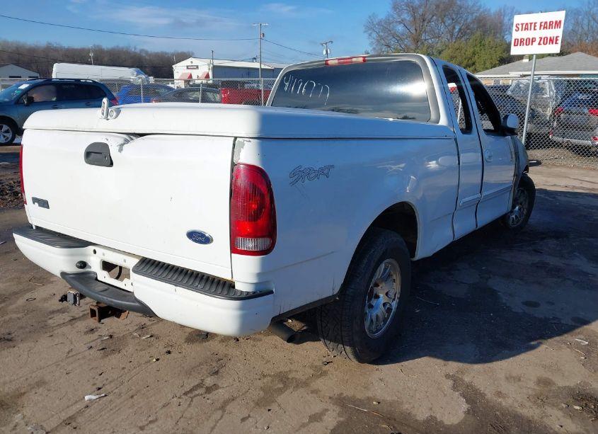 Photo 4 of 2002 Ford F-150 LARIAT/XL/XLT (VIN 1FTRX17L72NA54636)