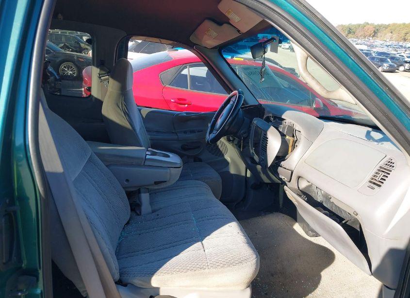 Photo 8 of 1998 Ford F-150 LARIAT/XL/XLT (VIN 1FTRX17L7WNB86446)