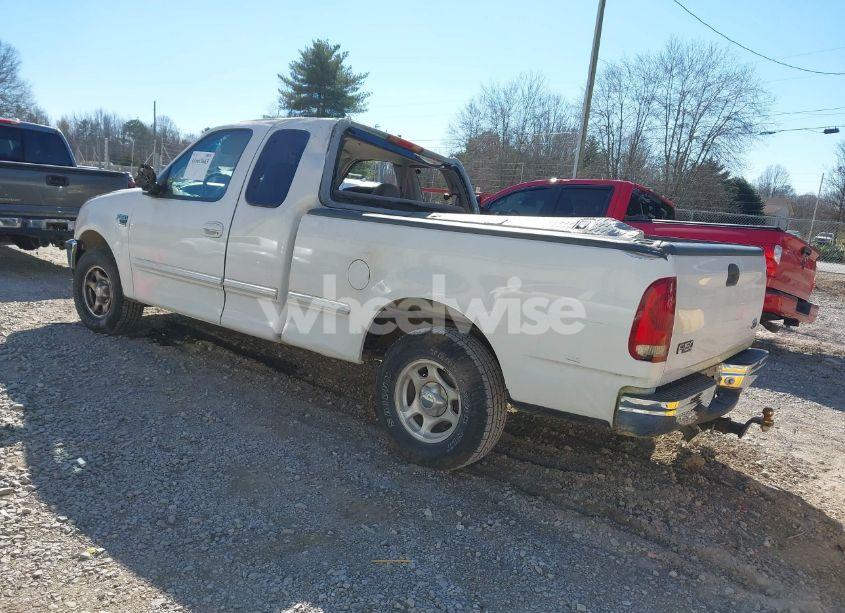 Photo 3 of 1998 Ford F-150 LARIAT/XL/XLT (VIN 1FTRX17L8WNB44884)