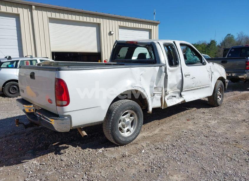 Photo 4 of 1998 Ford F-150 LARIAT/XL/XLT (VIN 1FTRX17L8WNB44884)