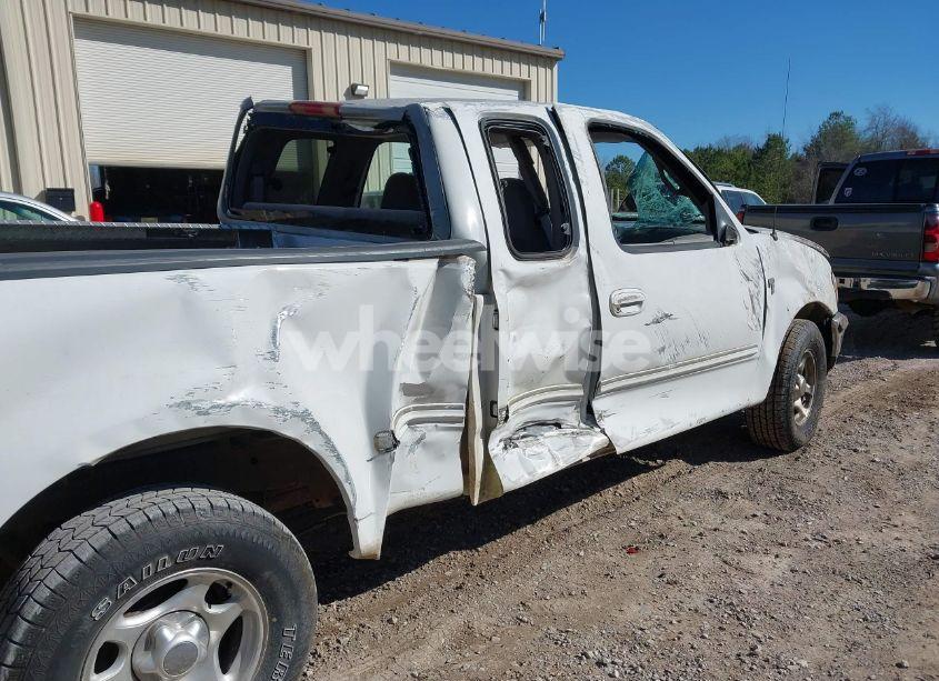 Photo 6 of 1998 Ford F-150 LARIAT/XL/XLT (VIN 1FTRX17L8WNB44884)