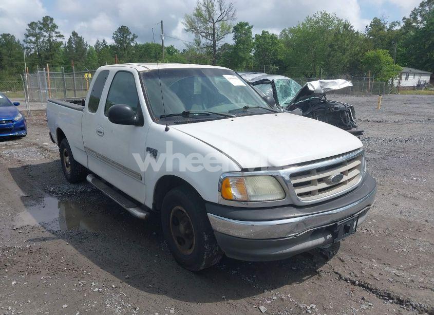 2003 Ford F-150 LARIAT/XL/XLT (VIN 1FTRX17L93NB61902) main photo