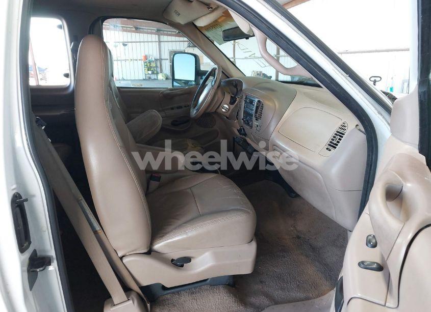 Photo 5 of 1998 Ford F-150 LARIAT/XL/XLT (VIN 1FTRX17L9WNB17774)