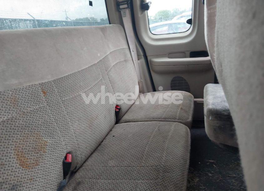 Photo 8 of 2000 Ford F-150 LARIAT/WORK SERIES/XL/XLT (VIN 1FTRX17L9YKA72954)