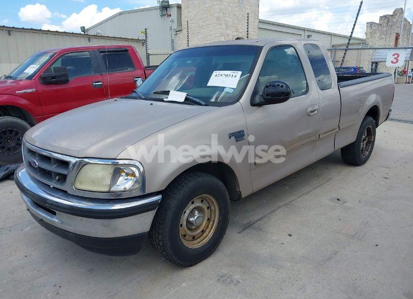 Photo 2 of 1998 Ford F-150 LARIAT/XL/XLT (VIN 1FTRX17LXWNA45807)