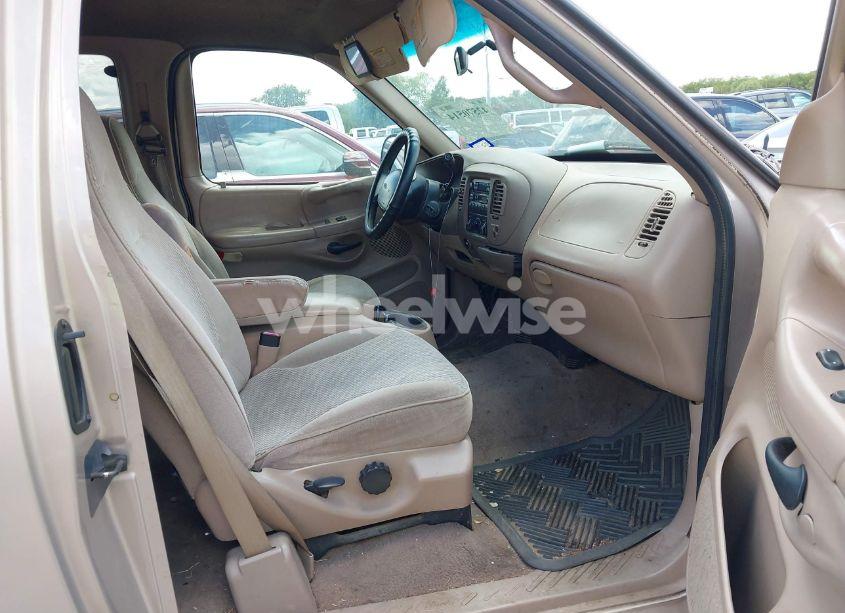 Photo 5 of 1998 Ford F-150 LARIAT/XL/XLT (VIN 1FTRX17LXWNA45807)