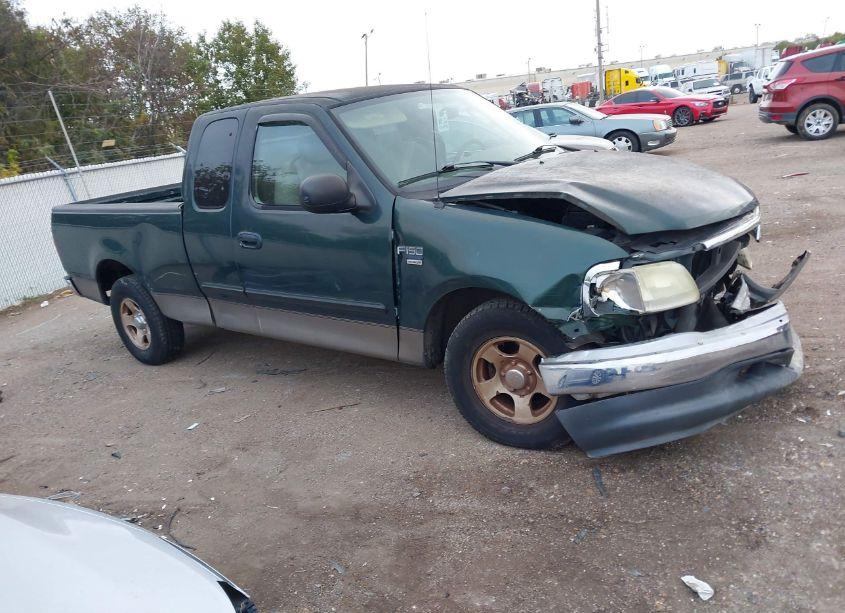 2003 Ford F-150 LARIAT/XL/XLT (VIN 1FTRX17W03NA66638) main photo
