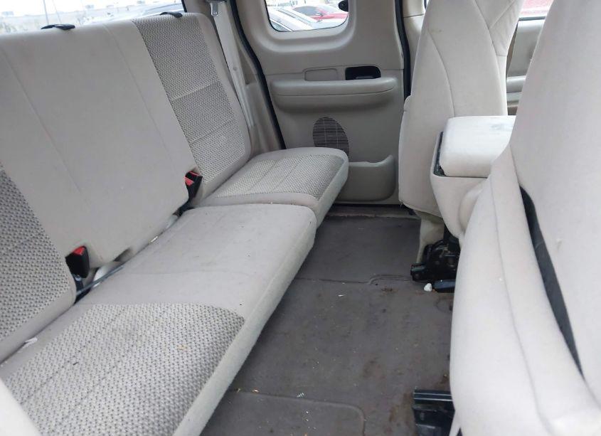 Photo 8 of 2003 Ford F-150 LARIAT/XL/XLT (VIN 1FTRX17W03NA66638)