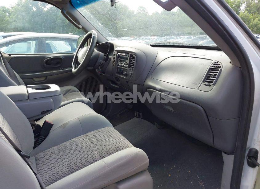 Photo 5 of 2003 Ford F-150 LARIAT/XL/XLT (VIN 1FTRX17W03NA97131)