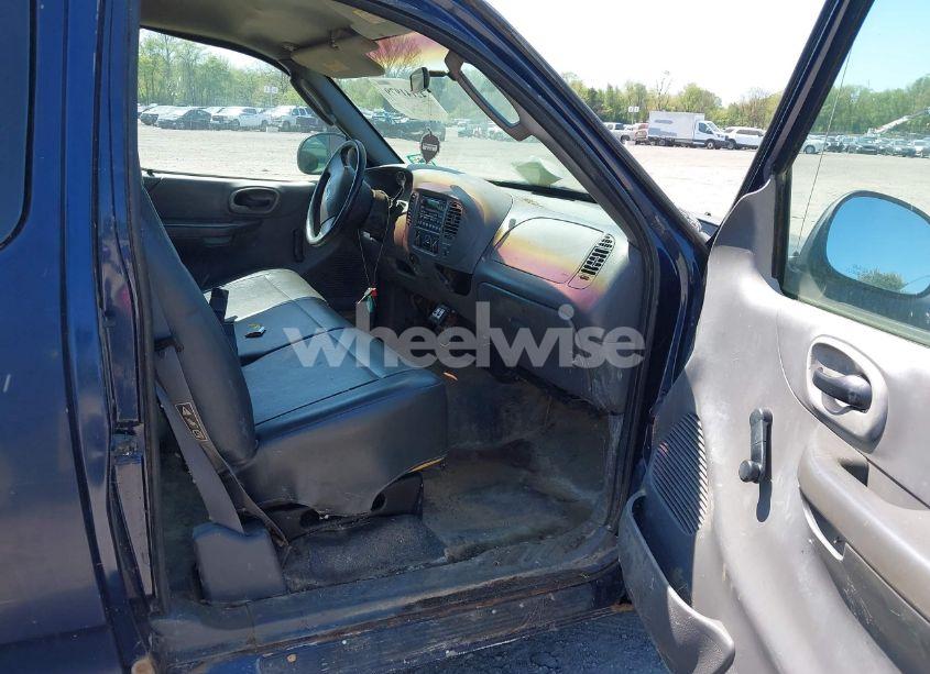 Photo 5 of 2003 Ford F-150 LARIAT/XL/XLT (VIN 1FTRX17W03NB84642)