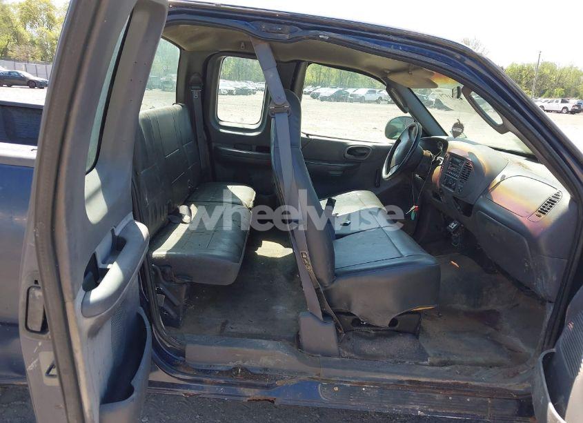 Photo 8 of 2003 Ford F-150 LARIAT/XL/XLT (VIN 1FTRX17W03NB84642)