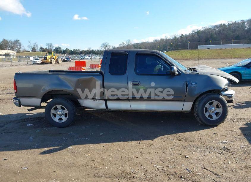 Photo 13 of 2002 Ford F-150 LARIAT/XL/XLT (VIN 1FTRX17W12NB74040)