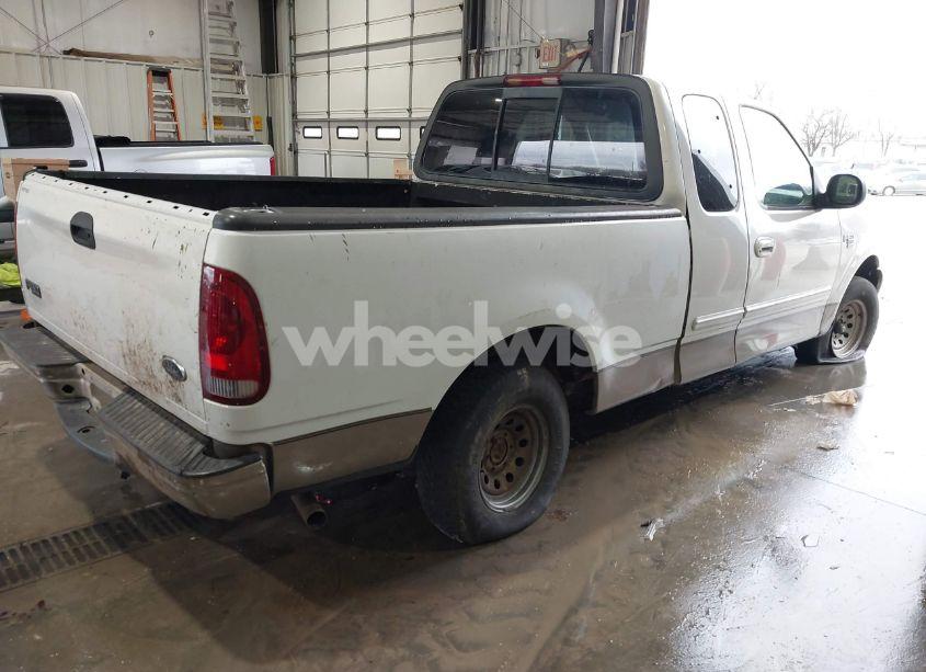 Photo 4 of 2003 Ford F-150 LARIAT/XL/XLT (VIN 1FTRX17W13NB80440)