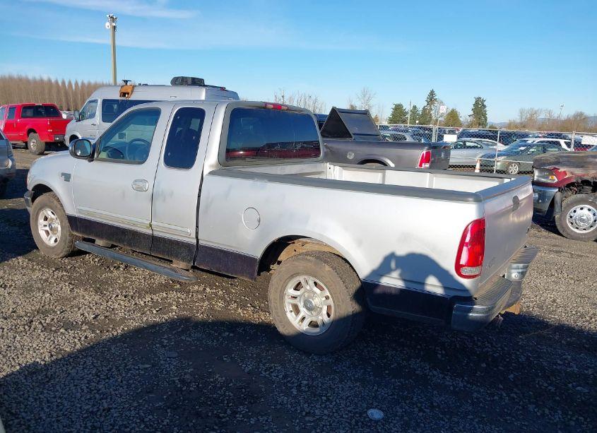 Photo 3 of 1999 Ford F150 (VIN 1FTRX17W1XKB52533)