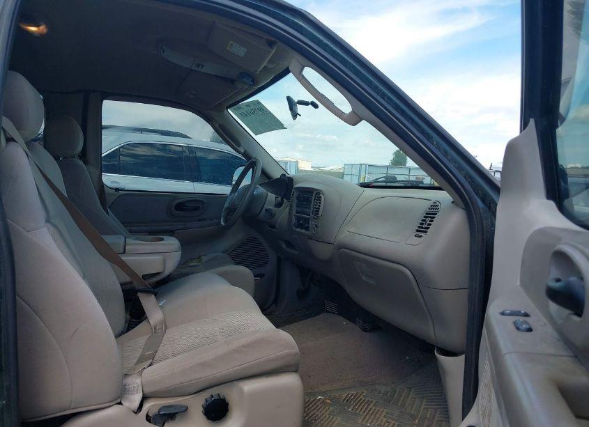 Photo 5 of 2003 Ford F-150 LARIAT/XL/XLT/XLT HERITAGE (VIN 1FTRX17W23NB49066)