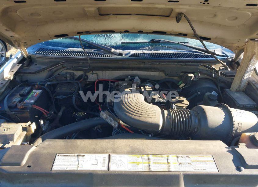 Photo 10 of 1999 Ford F-150 LARIAT/WORK SERIES/XL/XLT (VIN 1FTRX17W2XNB33780)